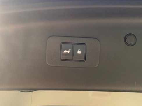 Used 2023 Nissan Armada Platinum w/ Captain's Chairs Package AWD/4WD image 14