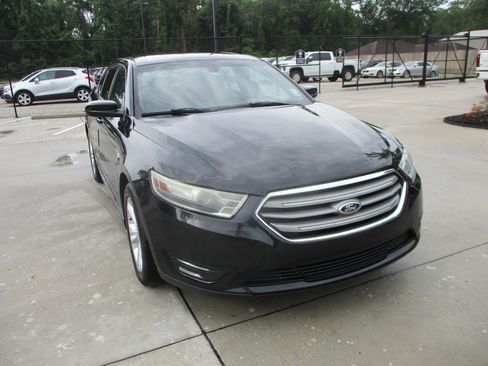 Used 2013 Ford Taurus SEL FWD image 20