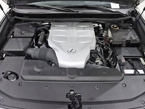 Used 2023 Lexus GX 460 Premium w/ Accessory Package image 39