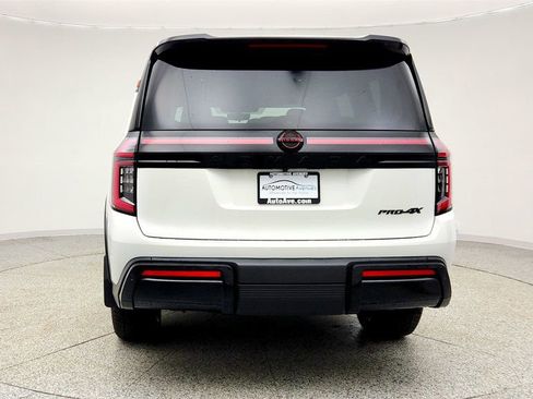 Used 2025 Nissan Armada PRO-4X image 6