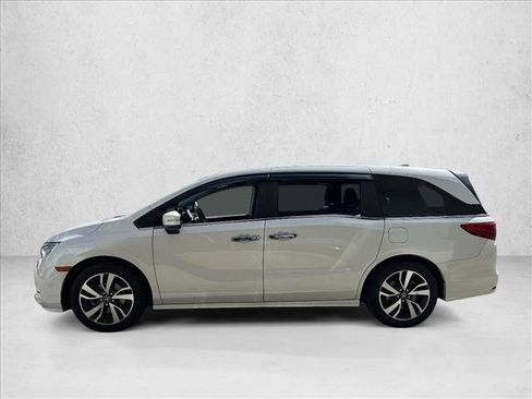 Used 2023 Honda Odyssey Touring image 9