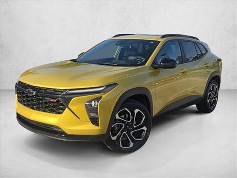 Used 2024 Chevrolet Trax RS w/ Sunroof Package image 1