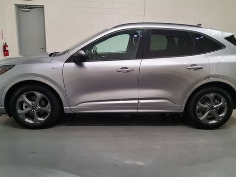 Used 2023 Ford Escape ST-Line w/ Tech Pack #1 FWD image 7
