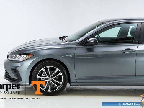 Used 2025 Volkswagen Jetta Sport FWD image 39