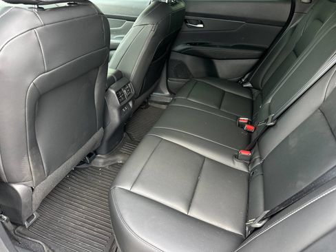 Used 2025 Nissan Murano SV AWD/4WD image 11