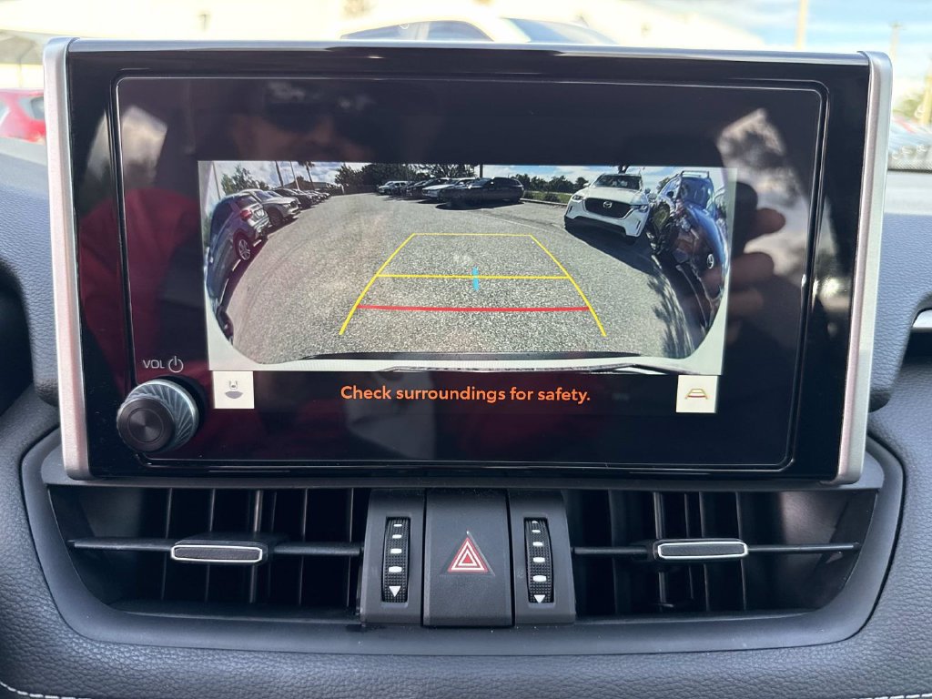 Used 2025 Toyota RAV4 XLE Premium FWD image 30