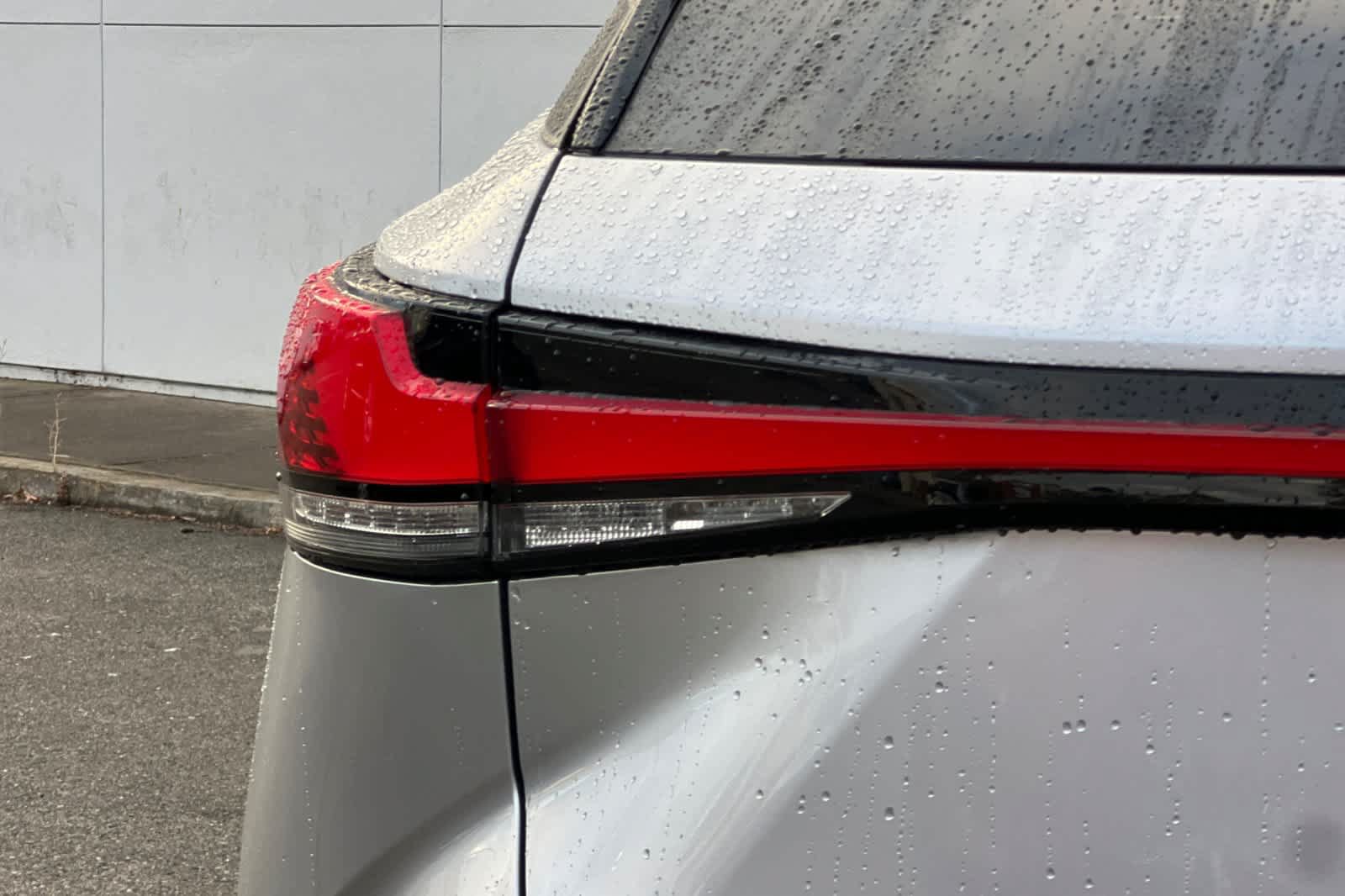 Used 2024 Lexus RX 350 Premium Plus w/ Cold Area Package FWD image 23