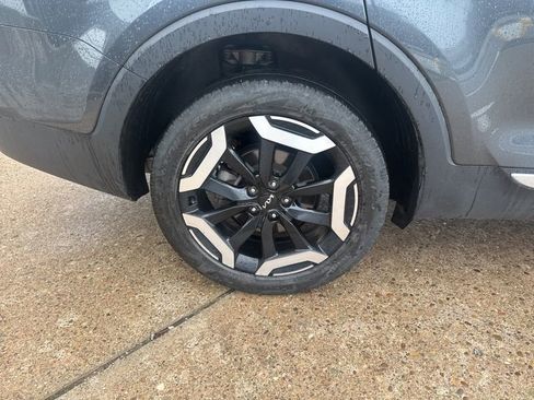 Used 2024 Kia Telluride S w/ S Sunroof Package image 7