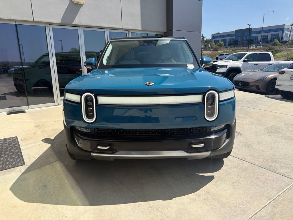 Used 2023 Rivian R1S Launch Edition Quad AWD/4WD image 2