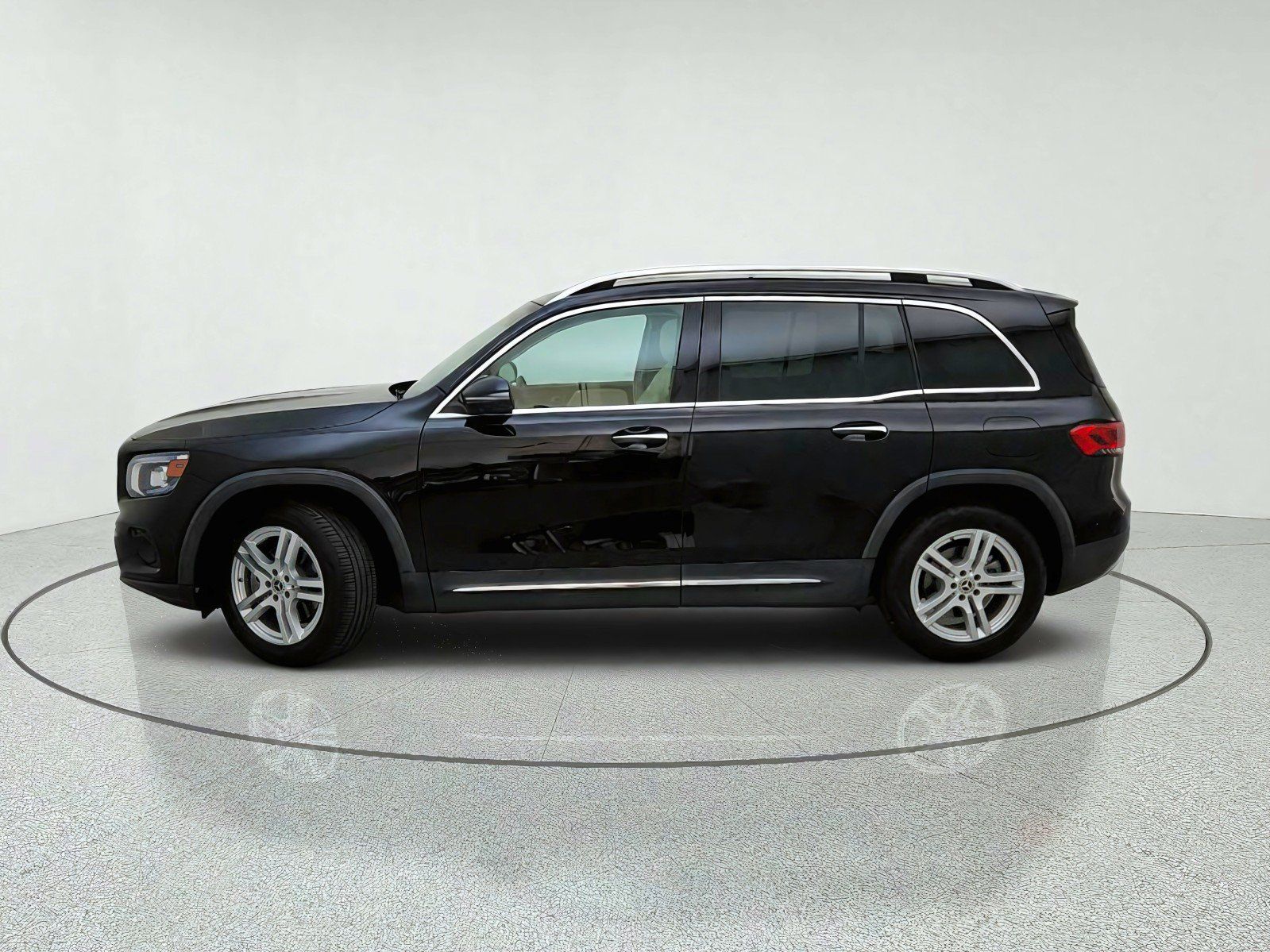 Used 2023 Mercedes-Benz GLB 250 image 14
