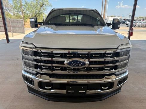 Used 2024 Ford F250 Lariat w/ Lariat Ultimate Package AWD/4WD image 2