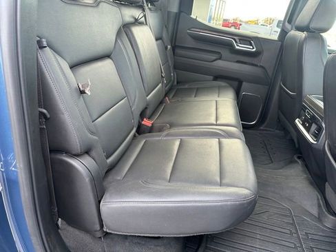 Used 2024 GMC Sierra 1500 SLT w/ SLT Premium Plus Package AWD/4WD image 11