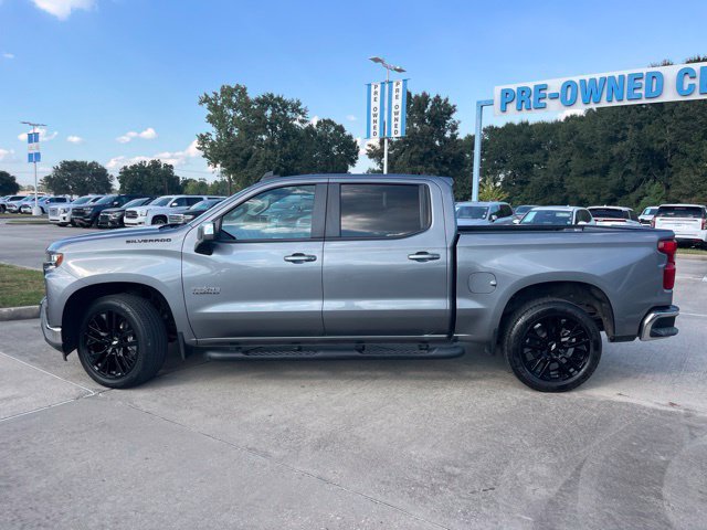 Used 2021 Chevrolet Silverado 1500 LT w/ LPO, Dark Essentials Package RWD image 3