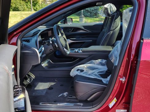 New 2026 Cadillac Lyriq V w/ LPO, Floor Liner Package image 8