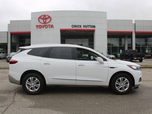 Used 2020 Buick Enclave Essence FWD image 1