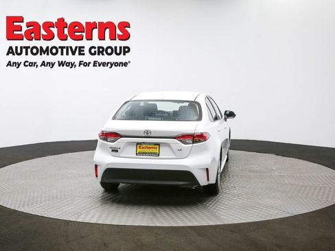 Used 2024 Toyota Corolla LE image 38