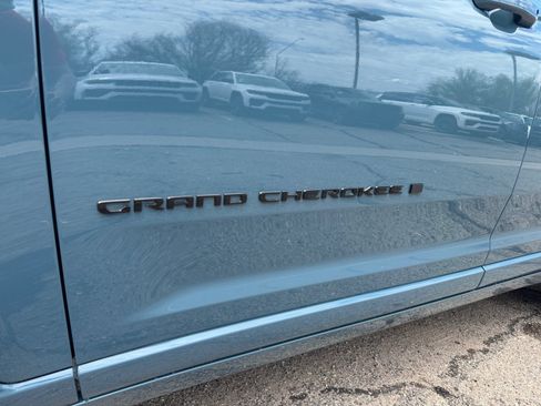 New 2026 Jeep Grand Cherokee L Limited AWD/4WD image 24