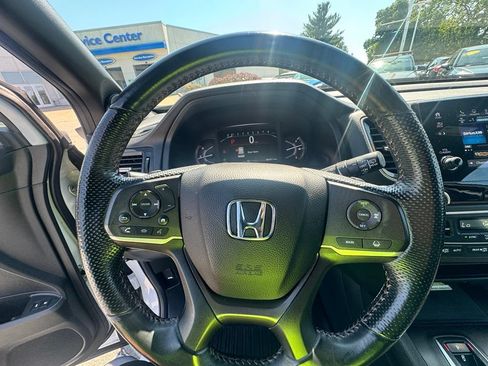 Used 2023 Honda Passport TrailSport image 16