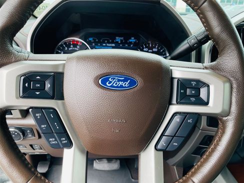 Used 2022 Ford F350 King Ranch w/ King Ranch Ultimate Package AWD/4WD image 12