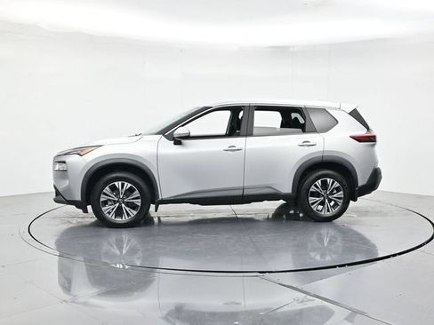 Used 2023 Nissan Rogue SV FWD image 7