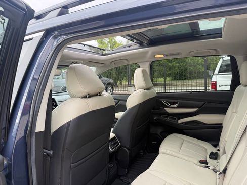 Used 2024 Subaru Ascent Limited w/ Technology Package AWD/4WD image 12