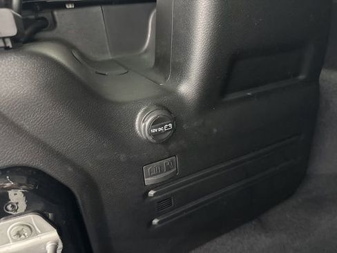 Used 2023 Jeep Wrangler Unlimited w/ Cold Weather Group image 12