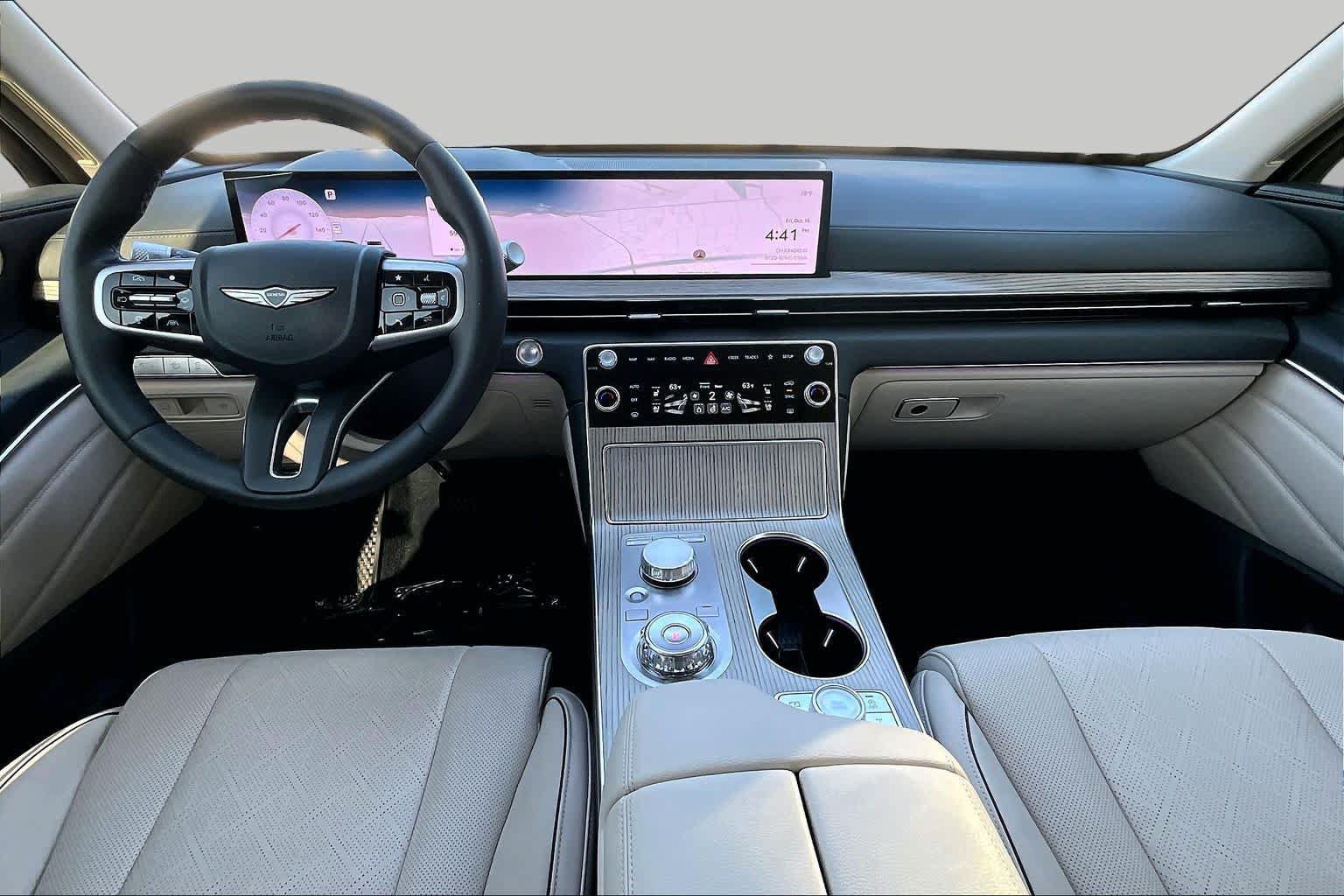 Used 2025 Genesis GV80 2.5T Prestige AWD/4WD image 14