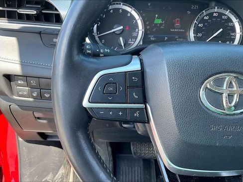 Used 2022 Toyota Highlander Platinum AWD/4WD image 11