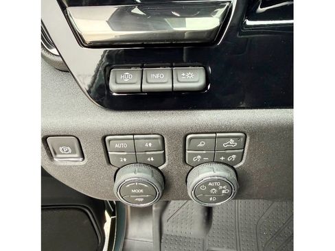 New 2026 Chevrolet Silverado 2500 ZR2 w/ LPO, Dark Essentials Package image 29