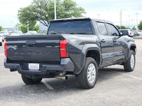 Used 2025 Toyota Tacoma TRD Sport RWD image 4