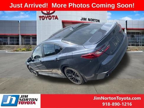 Used 2026 Toyota Camry SE w/ Convenience Package FWD image 3