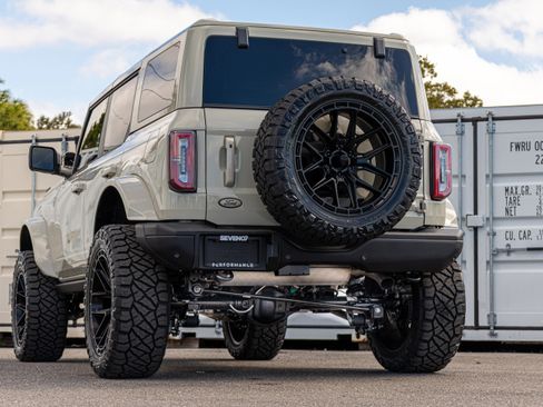 New 2025 Ford Bronco Badlands image 7