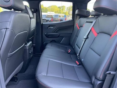 New 2025 Chevrolet Colorado Z71 w/ Technology Package image 6