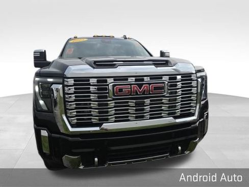 Used 2025 GMC Sierra 2500 Denali w/ Denali Reserve Package AWD/4WD image 3