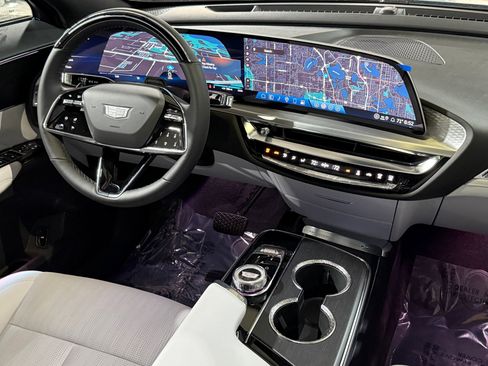 New 2026 Cadillac Lyriq Sport image 4