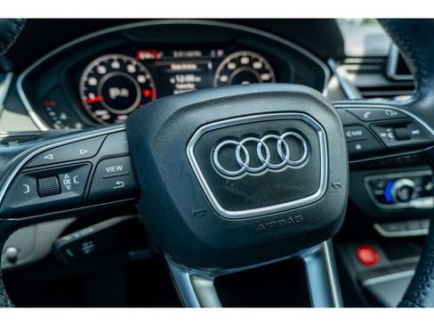 Used 2018 Audi Q5 2.0T Premium Plus w/ Premium Plus Package AWD/4WD image 31