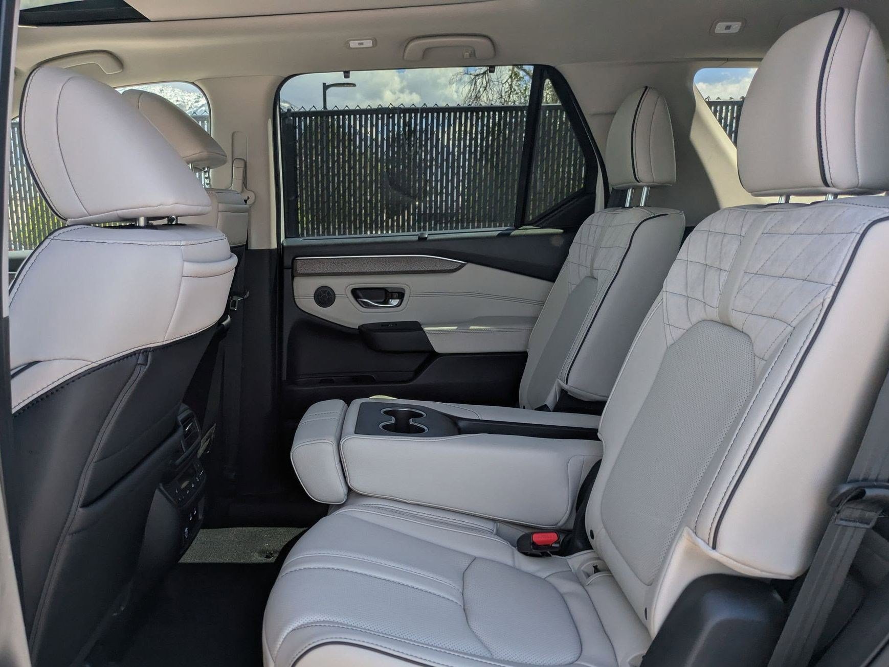 New 2026 Honda Pilot Elite image 16