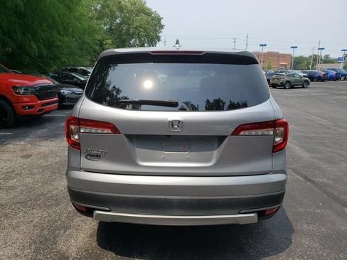 Used 2020 Honda Pilot EX image 4