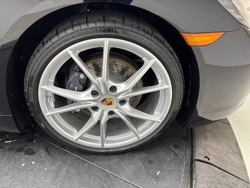 Certified 2025 Porsche 718 Cayman RWD image 18