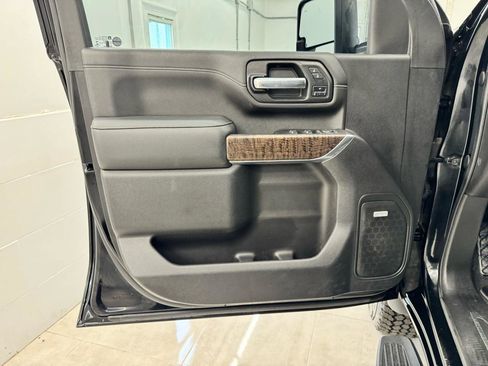 Used 2021 GMC Sierra 2500 Denali AWD/4WD image 9