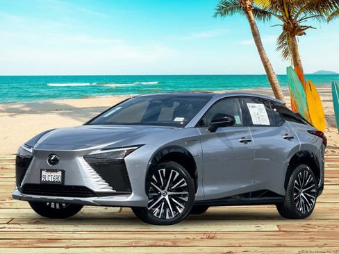 Used 2023 Lexus RZ 450e Premium w/ Accessory Package (Z1) image 2