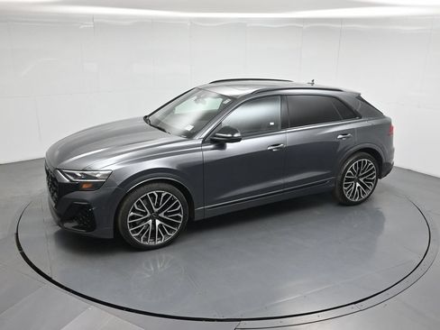 Used 2025 Audi SQ8 Premium Plus AWD/4WD image 39