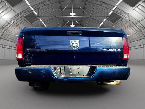 Used 2018 RAM 1500 Express w/ Express Value Package image 4