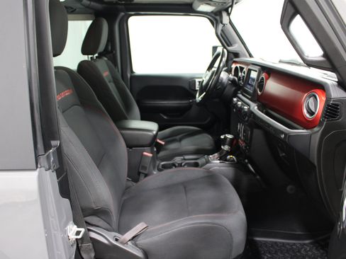Used 2019 Jeep Wrangler Rubicon w/ Steel Bumper Group AWD/4WD image 25