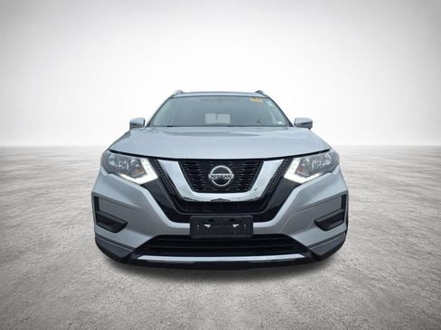 Used 2018 Nissan Rogue SV AWD/4WD image 3