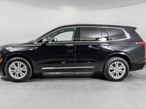 Used 2024 Cadillac XT6 Luxury AWD/4WD image 3