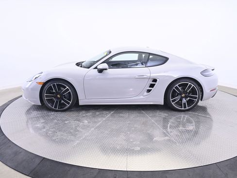 Certified 2025 Porsche 718 Cayman RWD image 2
