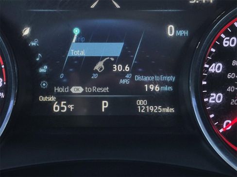 Used 2019 Toyota Camry XSE w/ Phone Cable & Charge Package image 16