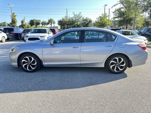 Used 2016 Honda Accord EX-L image 3