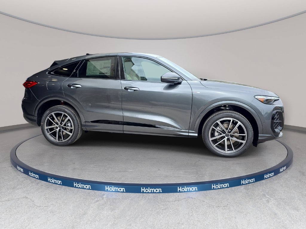 New 2026 Audi Q5 Premium Plus AWD/4WD image 4